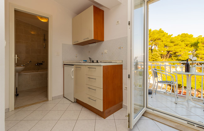 Kitchen C2
