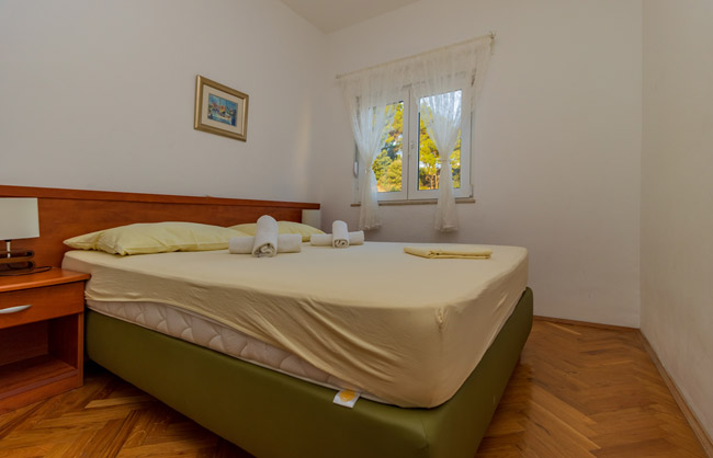 Bedroom B1